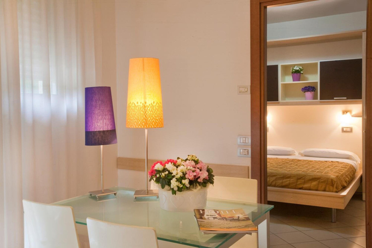 Others 5, Residence Il Tulipano, Rimini