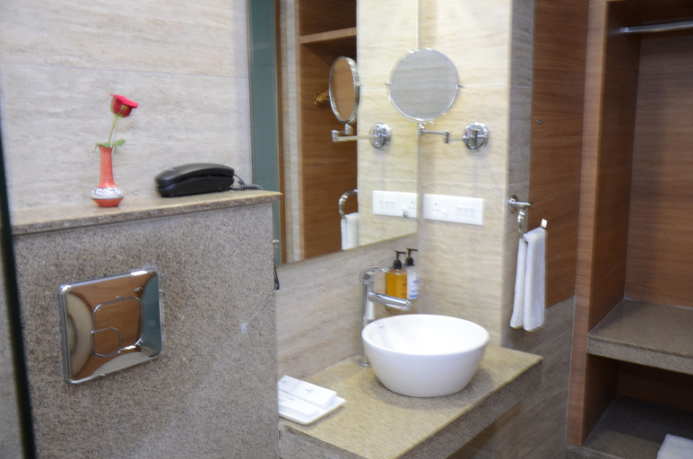 Bathroom 5, Sparrow Hotels Alwar, Sariska, Alwar