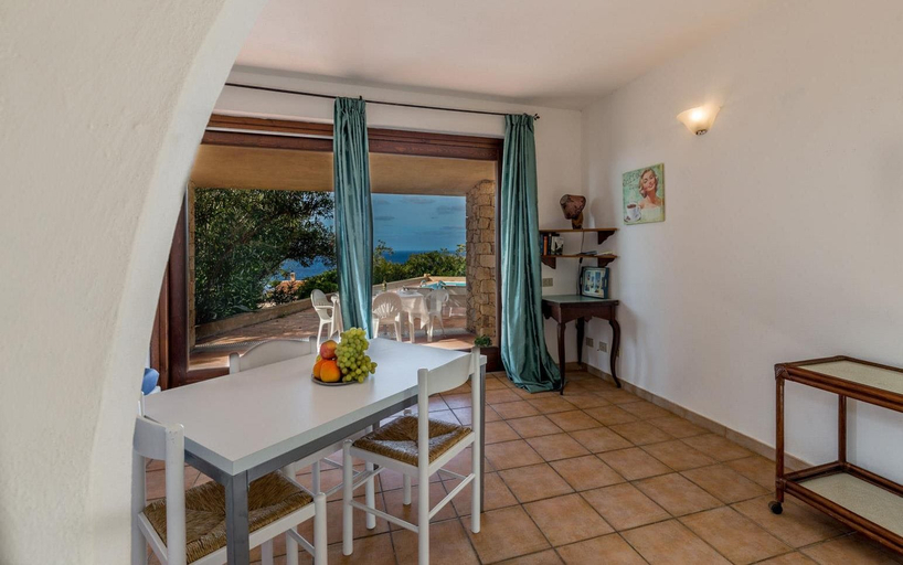 Others 5, Villa Porcospino, Olbia-Tempio