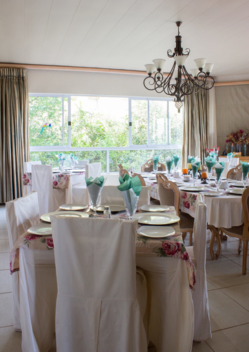 Food & Drinks, Villa-candilabra, Ehlanzeni