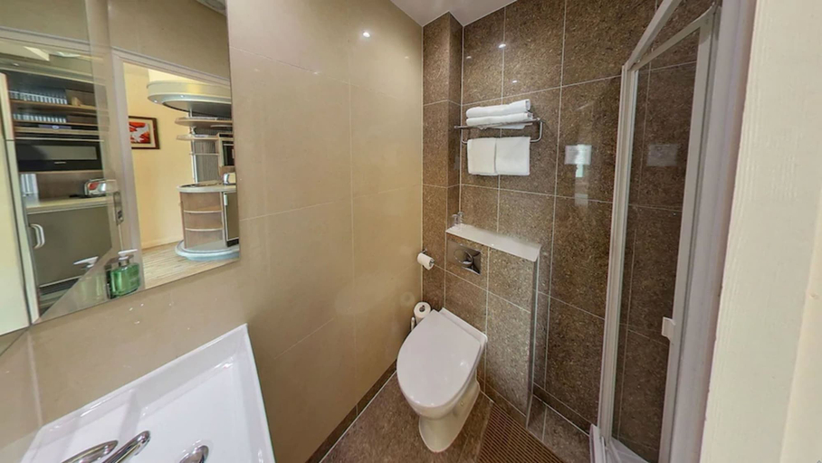 Bathroom 4, Simply Rooms & Suites, London