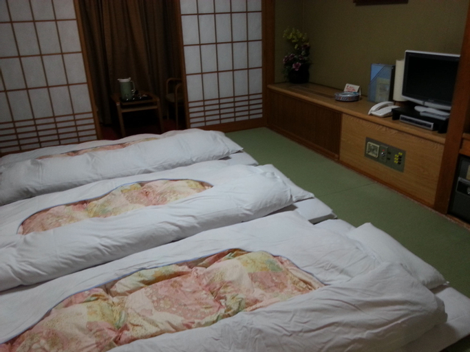 Bedroom 4, Kaneyoshi Ryokan, Osaka