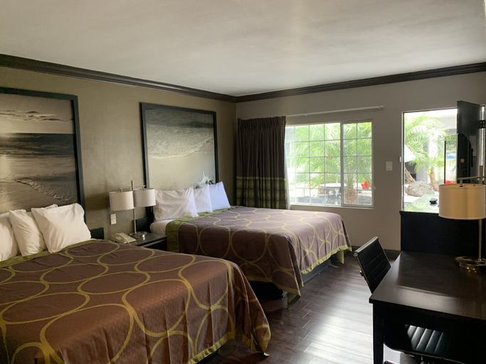 Bedroom 3, Skyways Hotel, Los Angeles