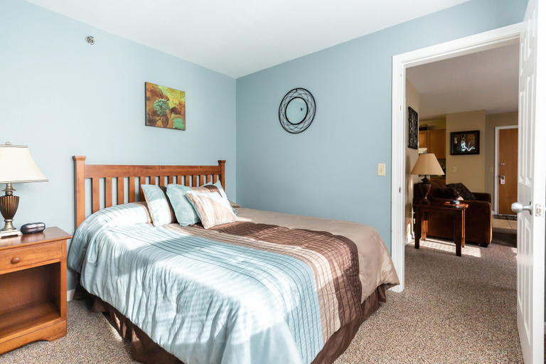 Bedroom 3, Quality Inn & Suites Gorham Riverside, Coos
