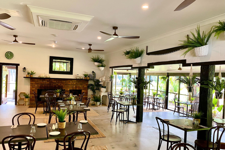 Food & Drinks 5, Ferns Hideaway Resort, Livingstone - Pt B