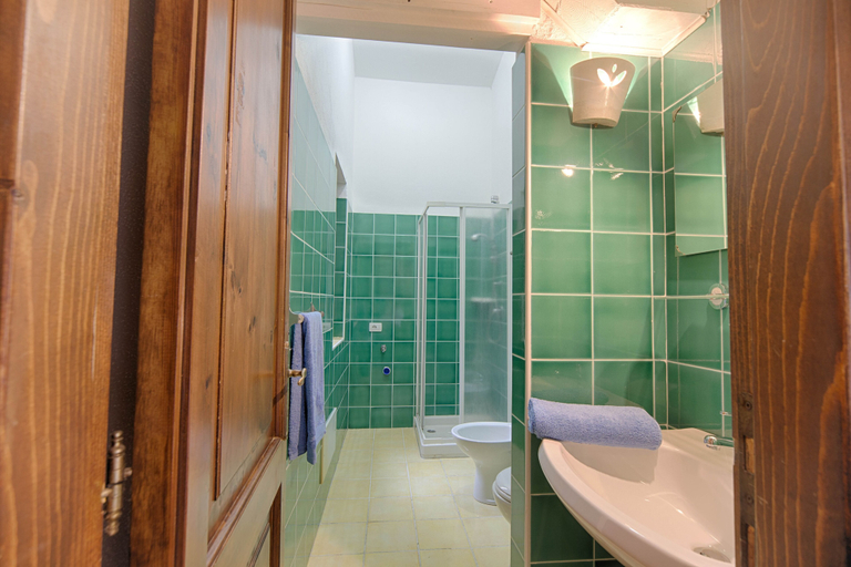 Bathroom 5, Residence Oasi e Oasi Blu, Nuoro