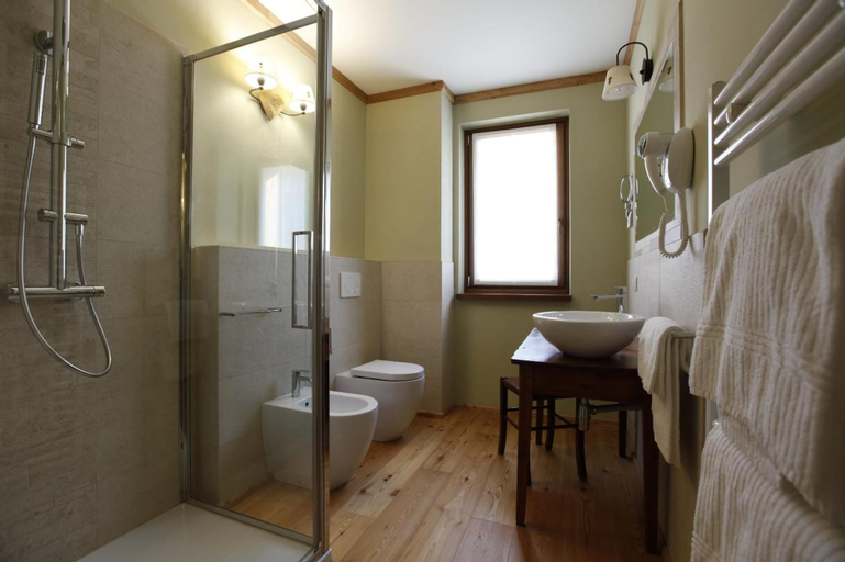 Bedroom 5, Relais Regina, Vercelli