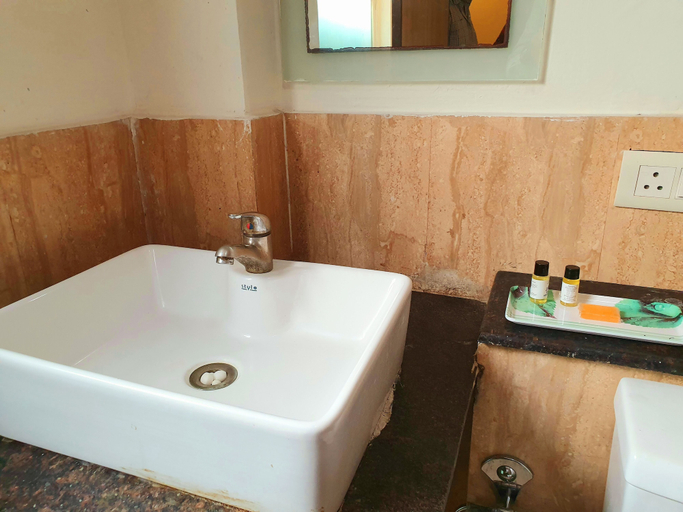 Bathroom 3, Merriment Hotel Sec 31, Gautam Buddha Nagar