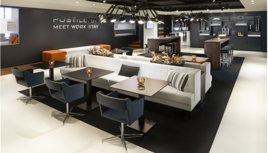 Food & Drinks 17