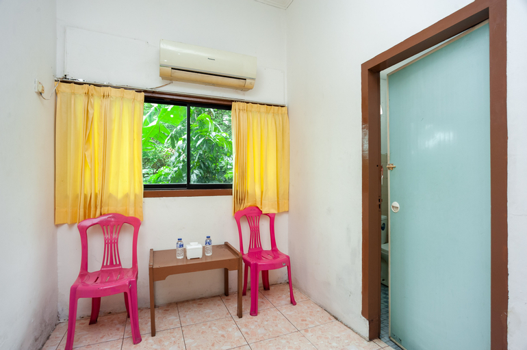 Bedroom 2, RedDoorz @ Jalan Jendral Sudirman Jambi 2, Jambi