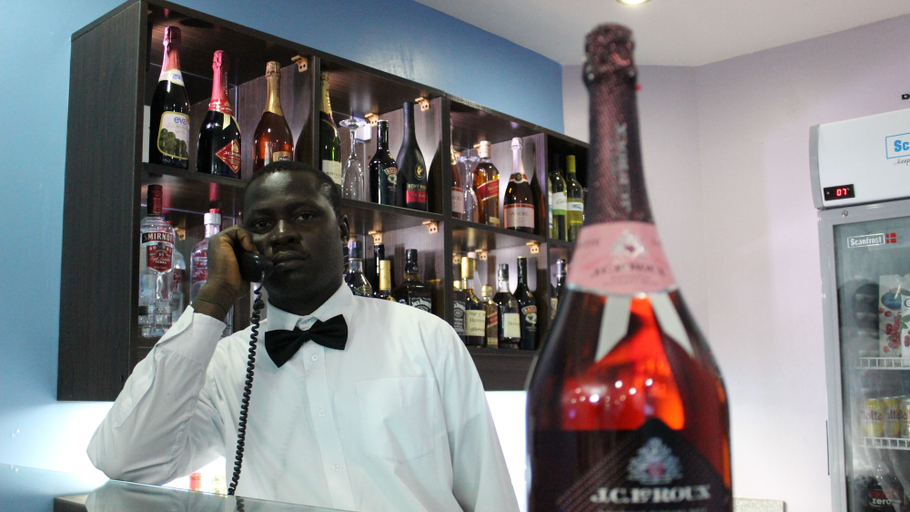 Food & Drinks 5, Downtown Royal Hotel, Kosofe