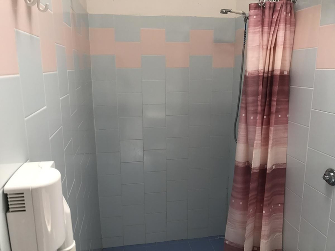 Bathroom, Garden River - Campsite, Fermo