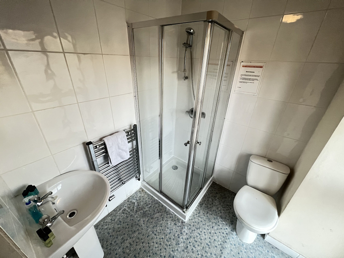 Bathroom 3, The old post office hotel, Calderdale