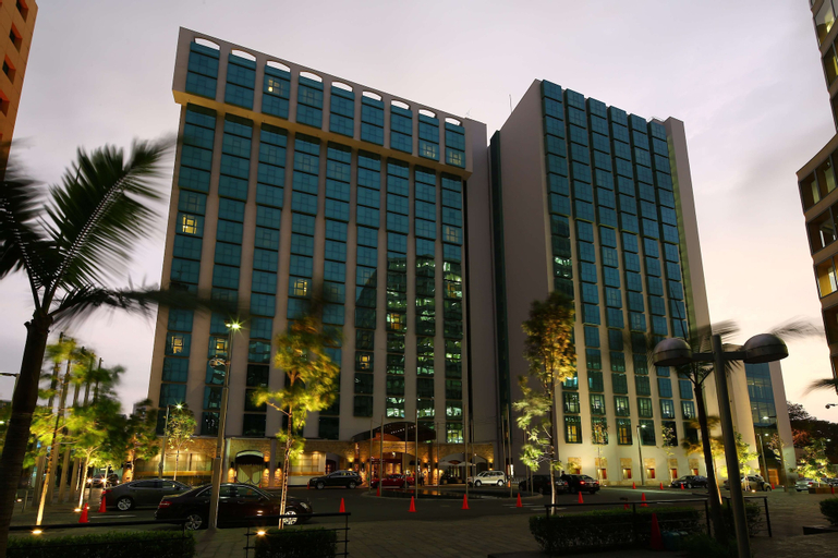 Swissôtel Lima, Lima