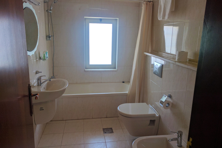 Bathroom 3, Alhambra Palace Hotel Suites, Ramallah and Al-Bireh