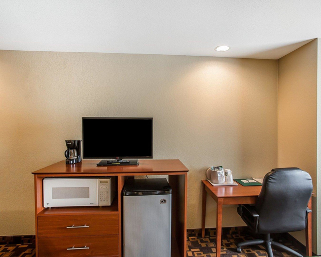 Others 3, Quality Inn & Suites, Wilson