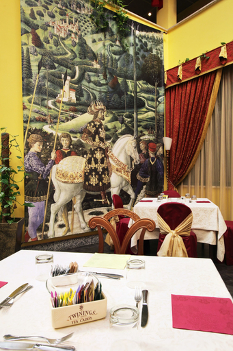 Others 5, Hotel Motel Del Duca, Pavia