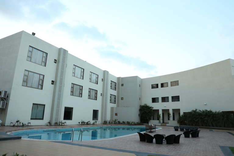 Exterior & Views 2, Neel's City Resort, Rajkot