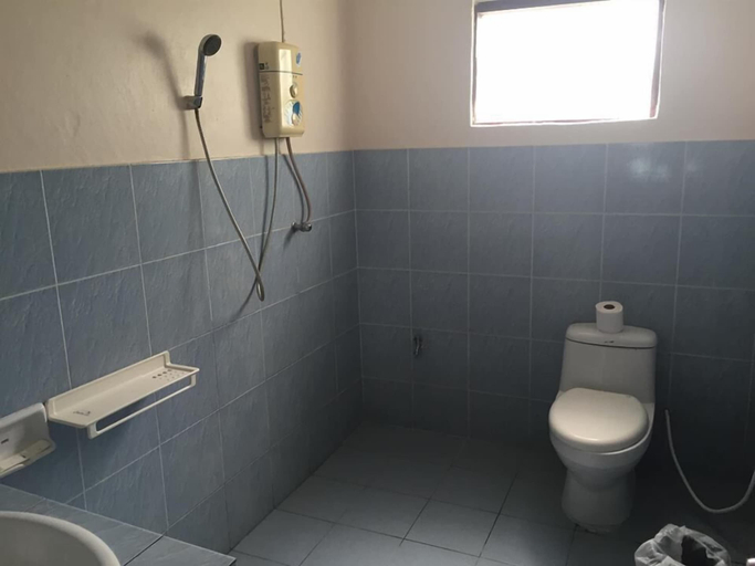 Bathroom 4, Chaloklum Bay Resort, Ko Phangan