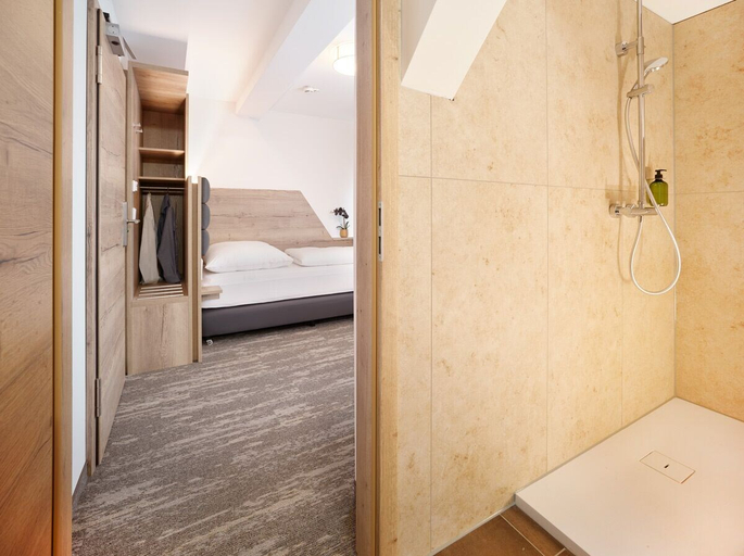 Bedroom 2, Hotel Wittelsbacher Hof, Weißenburg-Gunzenhausen