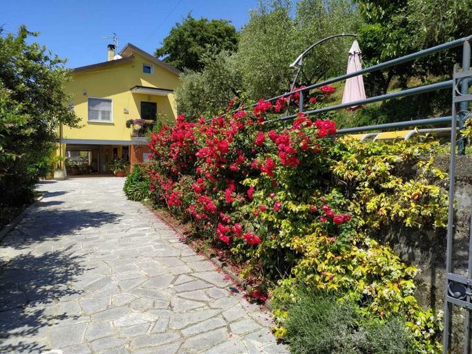 Exterior & Views 2, Il Murice B&B, La Spezia