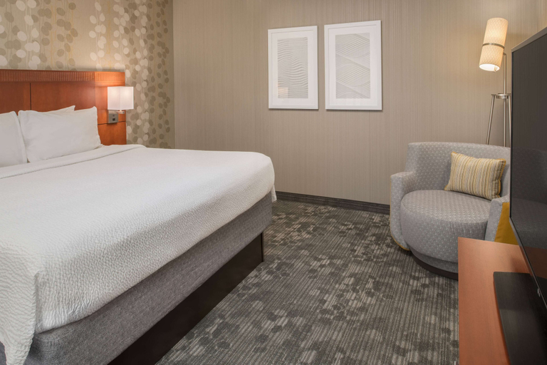 Bedroom 3, Sonesta Select Seattle Bellevue Redmond, King