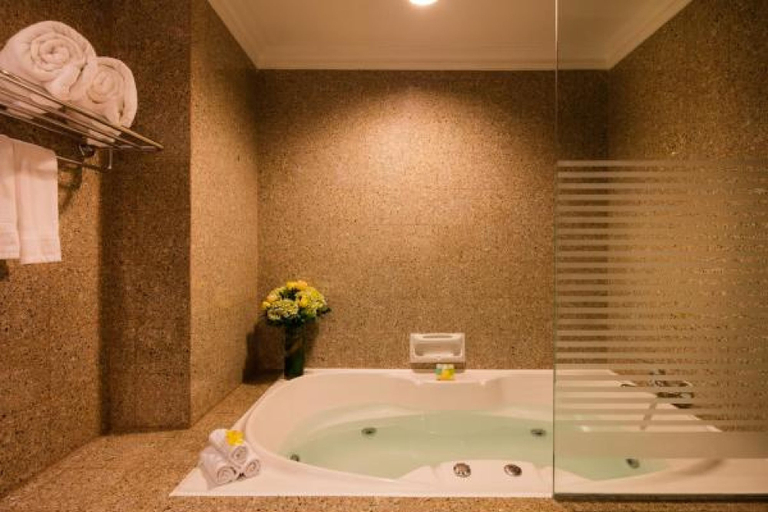 Bathroom 5, Norfolk Mansion Luxury Serviced Apartment, District 1