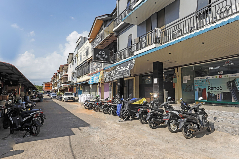 Exterior & Views 2, Hotel O X2 Homestay, Batam