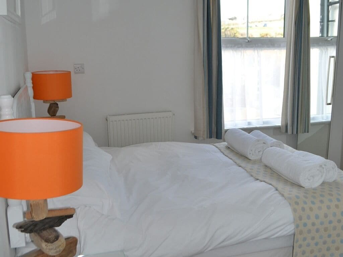 Bedroom 2, Tregony Guest House, Cornwall