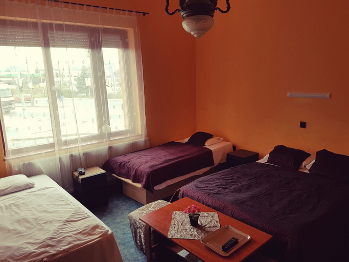Bedroom 3, ATTILA HOTEL BUDAPEST, Budapesti