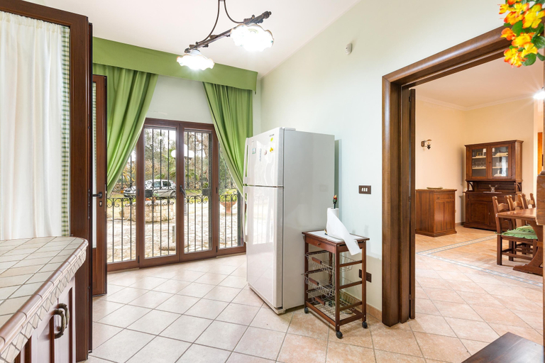 Others 4, 2193 Villa Lella by Barbarhouse, Brindisi