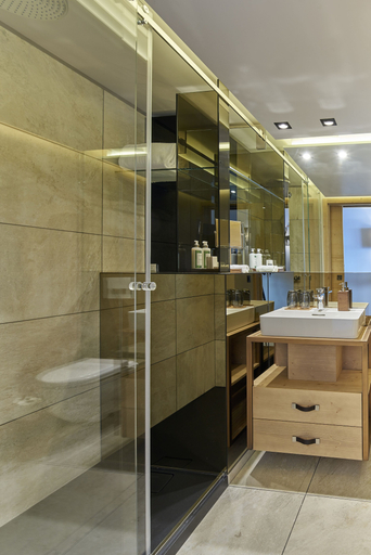 Bathroom 5, Chandolin Boutique Hotel, Sierre