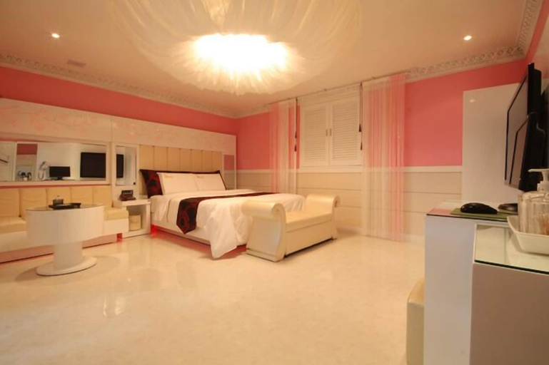 Bedroom 3, Ivy Hotel, Ansan