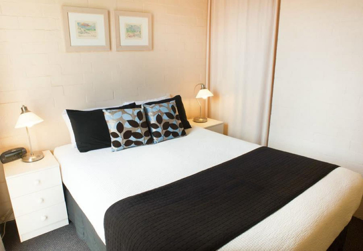 Bedroom 3, Kalbarri Beach Resort, Northampton