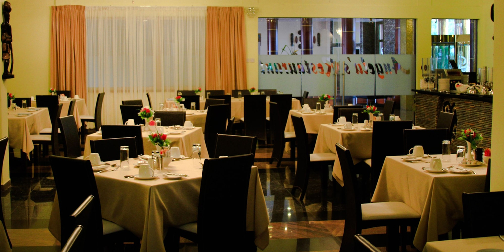 Food & Drinks 5, Royal Nick Hotel, Tema