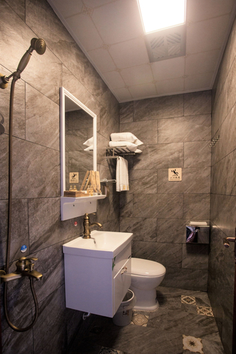 Bathroom 4, Chaozhou Manju Inn, Chaozhou