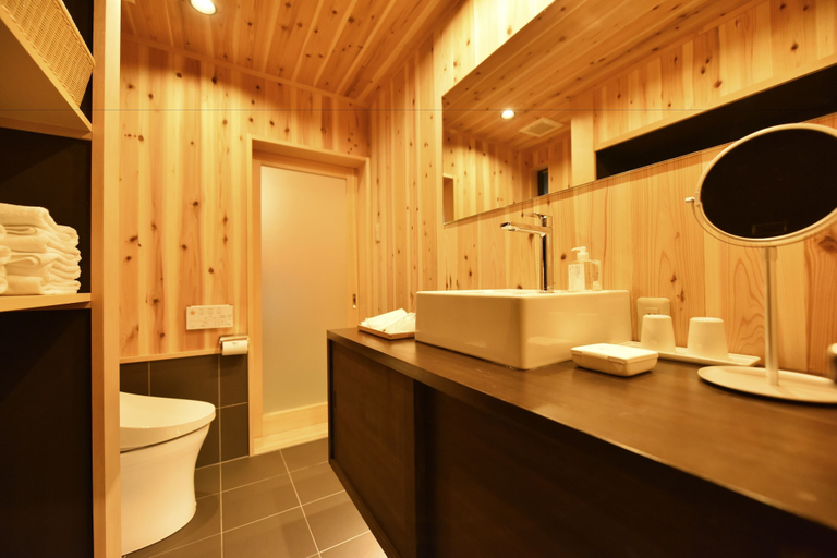 Bathroom 4, KURAYA Senbonsanjo, Kyoto