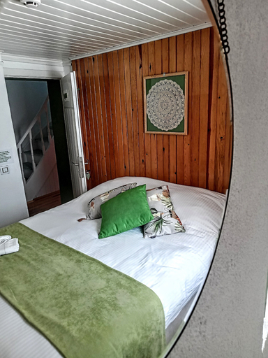 Bedroom 3, Nar Pansiyon Cafe, Seferihisar