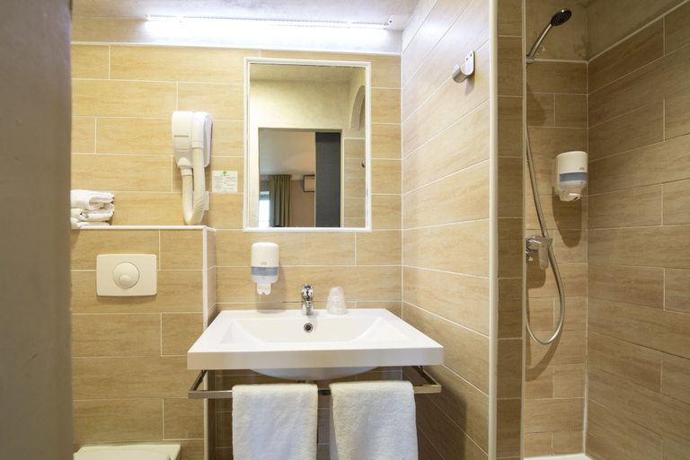 Bathroom 5, Sud Hotel, Haute-Corse