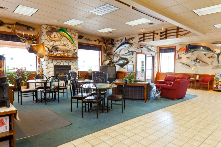 Food & Drinks, Benny's Colville Inn, Stevens
