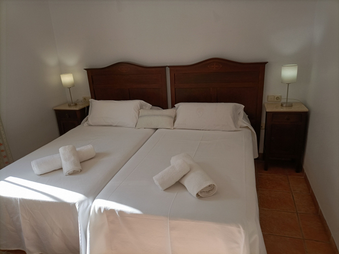 Bedroom 3, Aparthotel Vistamar, Almería