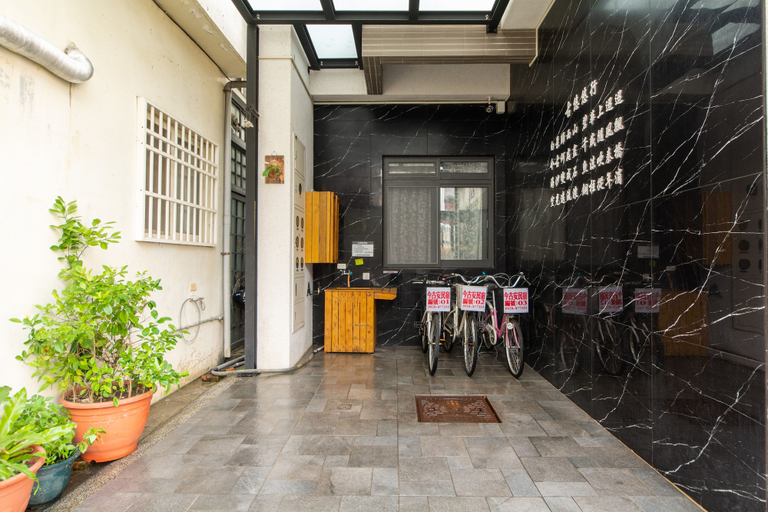 Exterior & Views 2, Jinguann B&B, Hualien