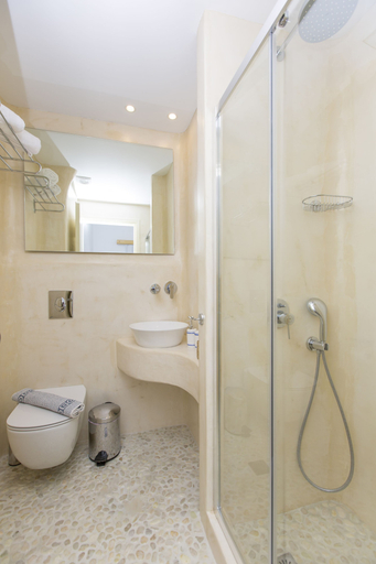 Bathroom 5, Hotel Galini, South Aegean