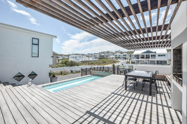 Sport & Beauty 2, Sandbanks Villa, West Coast