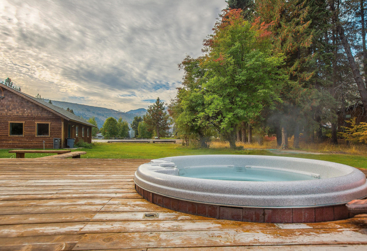 Sport & Beauty, Icicle Creek Lodge, Chelan