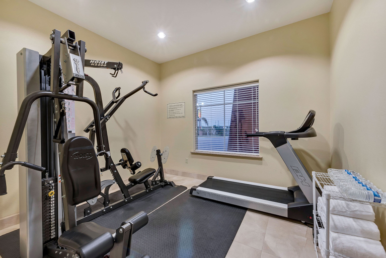 Others 5, Super 8 by Wyndham Hidalgo/McAllen Area, Hidalgo