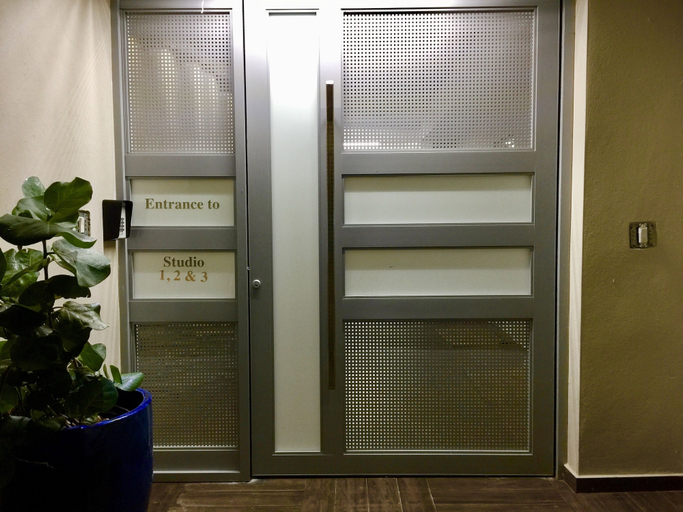 Others 5, Segovia Studio Units