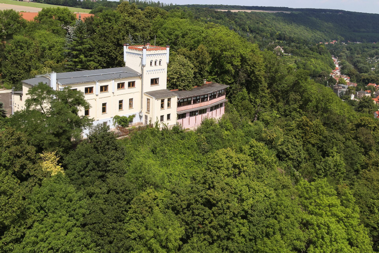 Exterior & Views 2, Berghotel Wilhelmsburg, Burgenlandkreis