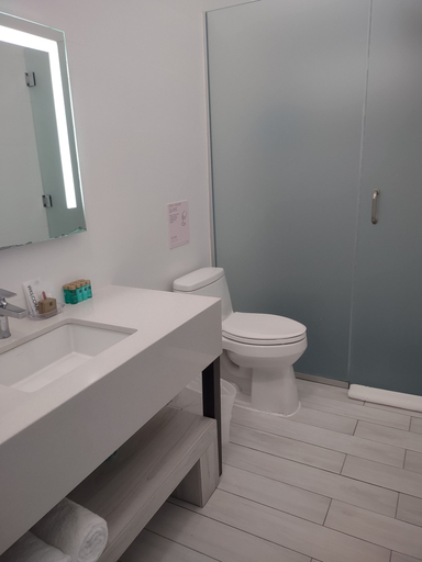 Bathroom 4, Trópica Beach Hotel