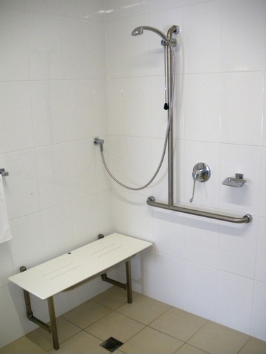 Bathroom 5, Cairns Queenslander Hotel & Apartments, Cairns